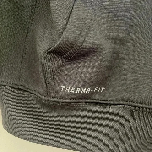 Nike Therma fit 4T hoodie - Picture 4 of 5